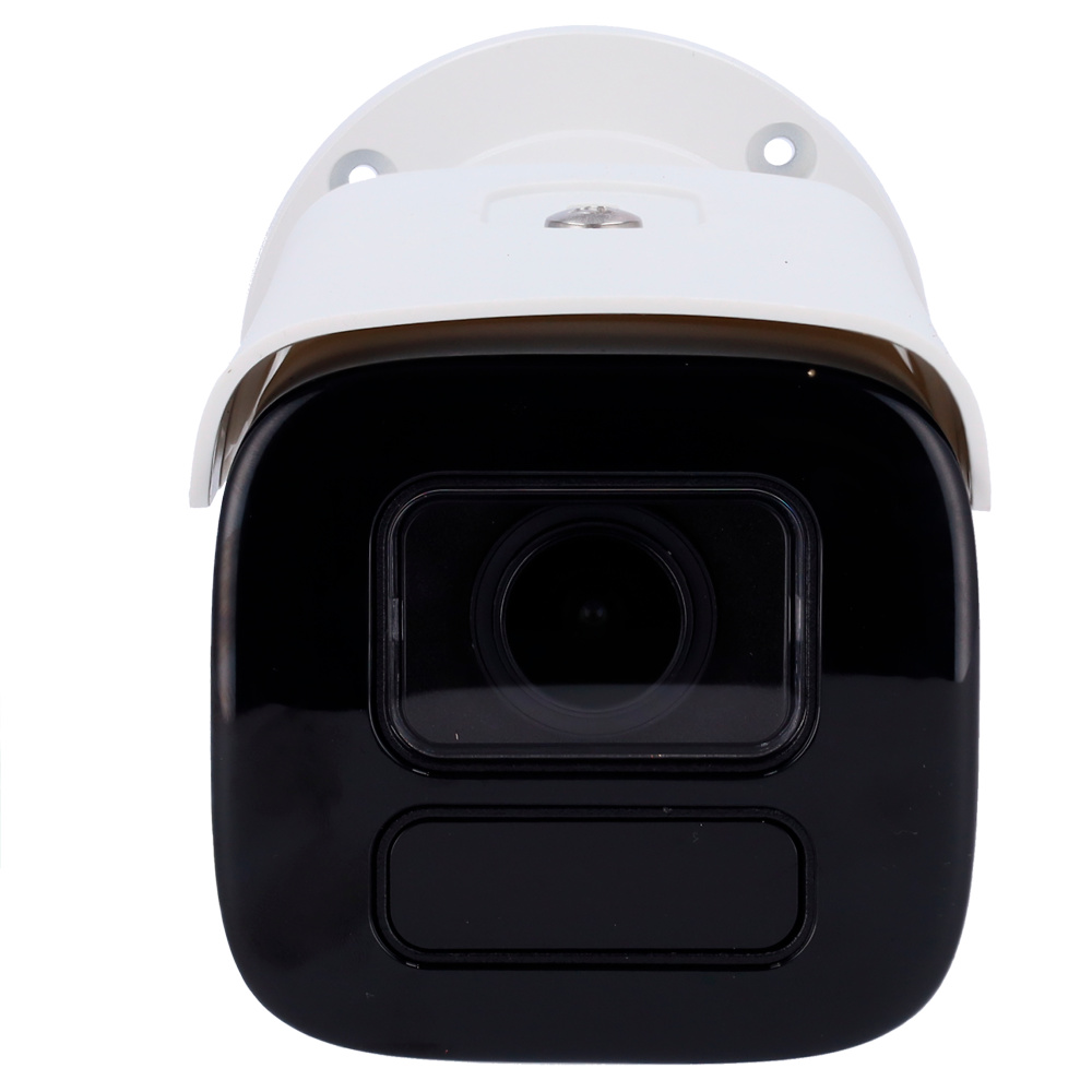DS-2CD3646G2-IZS-7-35mm-H-eF-HIKVISION-leds Detalle del frontal con infrarrojos activados y sensor DarkFighter en acción, diseñado para capturar imágenes en color en condiciones de muy baja luz. Eficiencia, análisis inteligente y rendimiento garantizado para entornos exteriores complejos