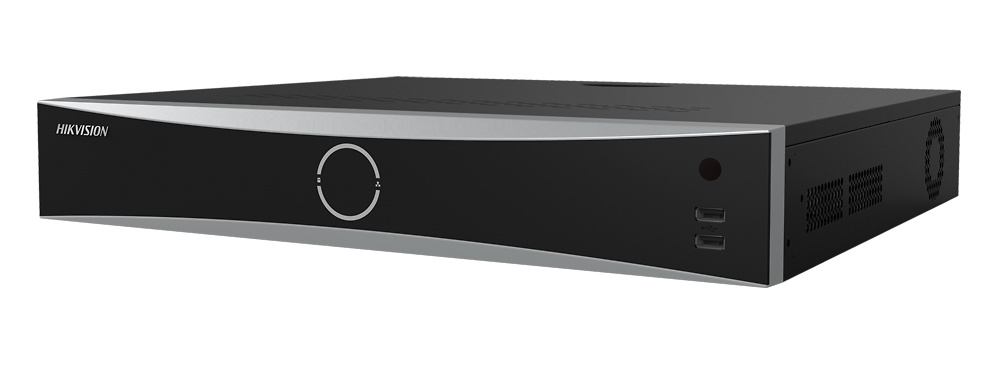 ds-7732nxi-k4-frontal Vista frontal del grabador Hikvision DS-7732NXI-K4/16P(D) con diseño profesional y puertos de conexión accesibles