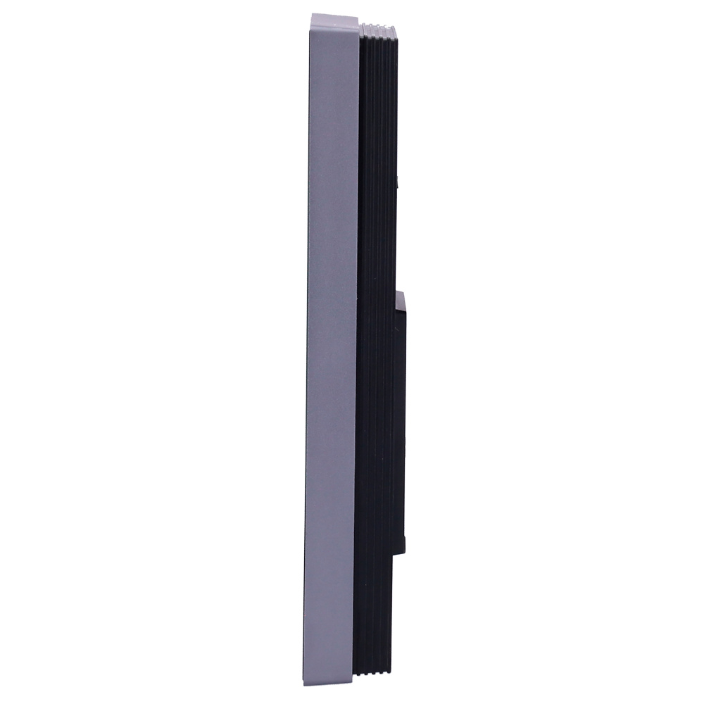 DS-K1T344MBFWX-E1-HIKVISION-terminal-biometrico-lateral Vista lateral del lector biométrico DS-K1T344MBFWX-E1 con diseño robusto y estético. Cámara dual para reconocimiento facial preciso, audio bidireccional, WiFi integrado y lector QR. Perfecto para control horario y accesos en oficinas, industrias o instalaciones públicas