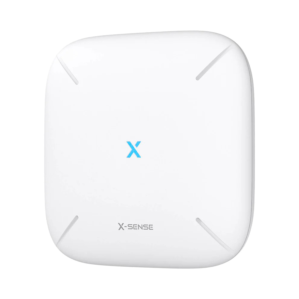 SBS50 | X-SENSE El hub de comunicación SBS50 de X-Sense conecta hasta 50 detectores de incendio mediante tecnología inalámbrica 868MHz, garantizando alertas simultáneas. Compatible con la app X-Sense Home Security para control desde el móvil. Incluye comunicación WiFi 2.4GHz, indicador luminoso de estado y botón de prueba. Compacto y eficiente, es ideal para sistemas de seguridad avanzados en hogares y negocios.