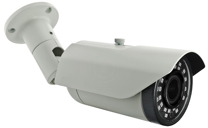 Cámara Bullet 4 en 1 Cámara de vigilancia compacta formato bullet. Tiene una Resolución de 720P con una óptica varifocal de 2,8 - 12 mm Es compatible con los dvr tribidos DAHUA, HYUNDAI y HIKVISION
