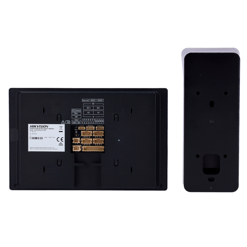 hikvision-ds-kis313-p-kit-videoportero-conexiones Conexiones de instalación del kit de videoportero Hikvision DS-KIS313-P en entorno residencial. Su diseño robusto y elegante combina seguridad y estética, con cámara exterior de 2 Mpx y monitor interior táctil de 7