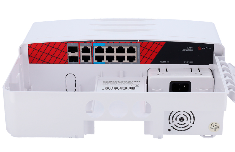 SF-SW1208HIPOE-GF-120-OUT | SAFIRE - Switch PoE de exterior | 6 puertos PoE+ 30W RJ45 10/100/1000 Mbps | 2 Puertos Uplink SFP 10/100/1000Mbps | 120W 