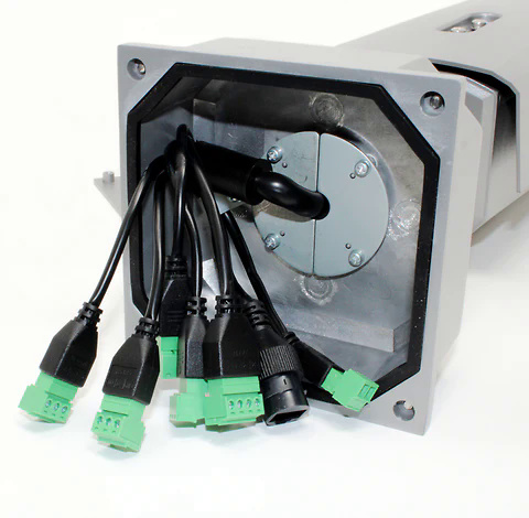 iDS-TCM403-BI(G)/POE/1050 | HIKVISION - Cámara IP para reconocimiento de matrículas | 4 MPX | Lente Motorizada 10~50 mm | Leds IR 50 metros 